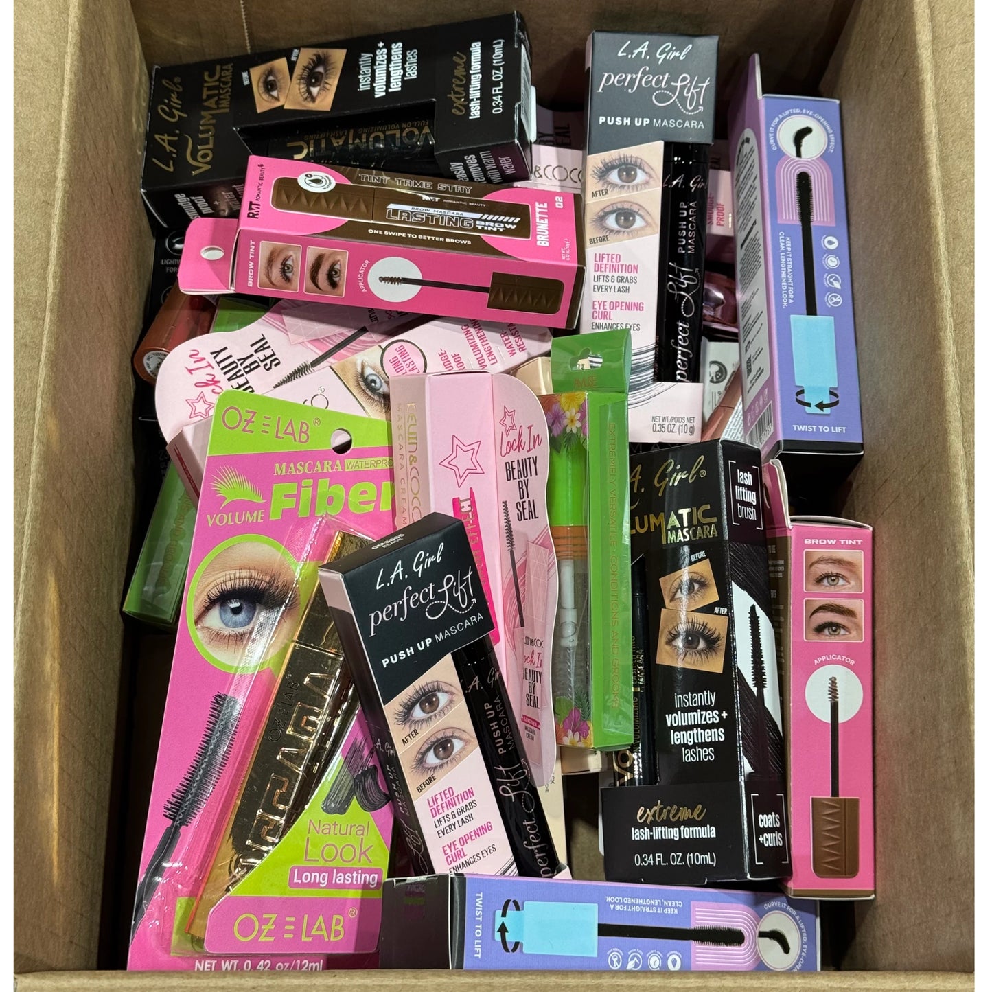 Máscara de Pestañas Surtida | Wholesale Makeup