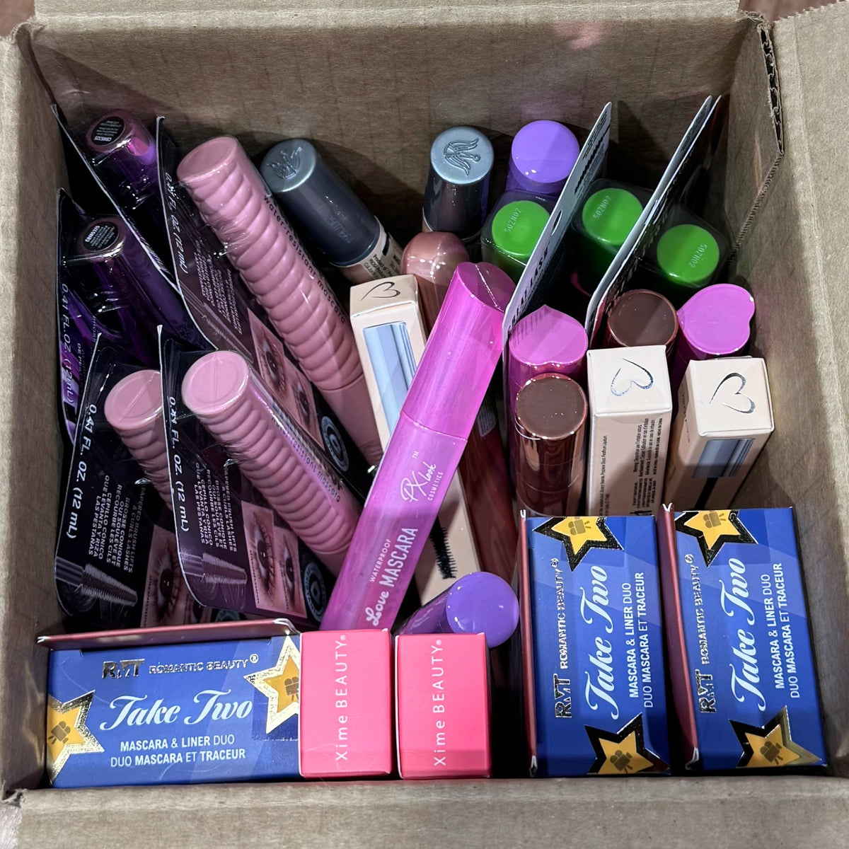 Máscara de Pestañas Surtida | Wholesale Makeup