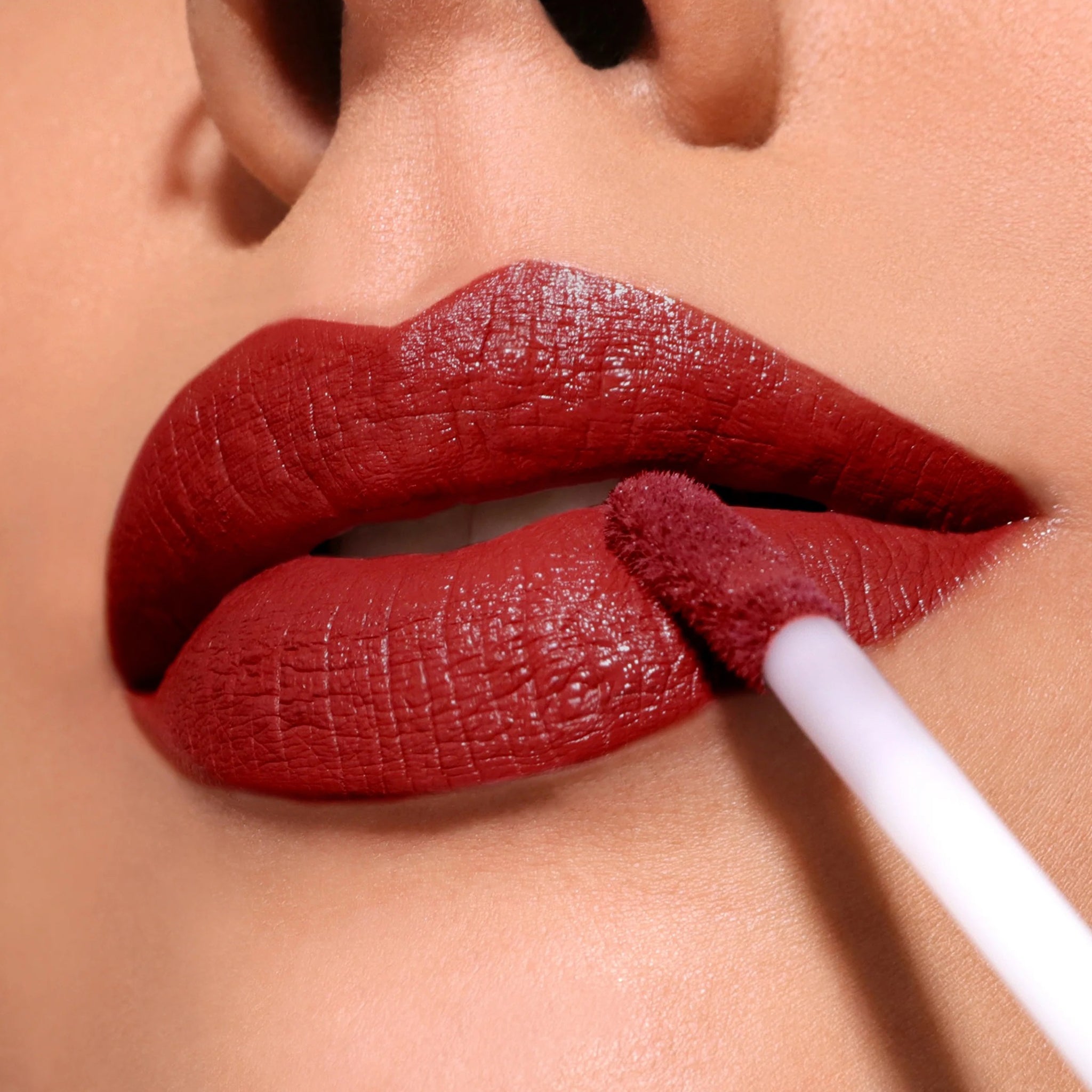 Lápiz Labial Líquido Lip Divine Surtidos Moira Beauty | Cosméticos al por Mayor