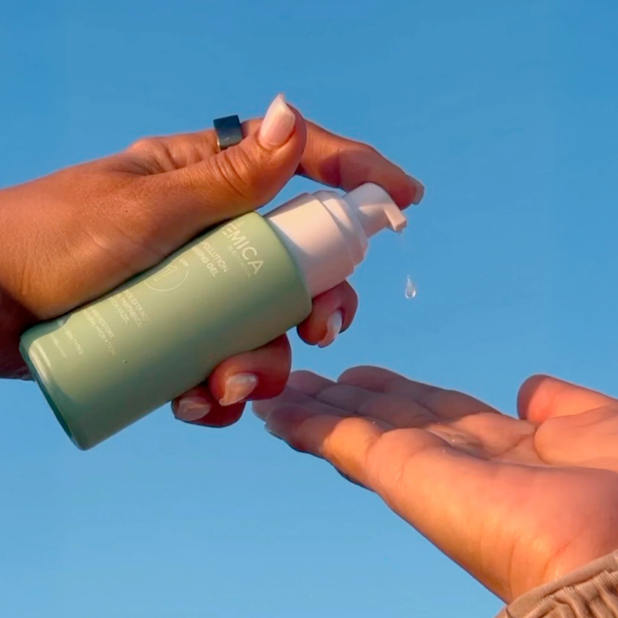 Gel Limpiador 1 Unidad - Totemica | Cosméticos al por Mayor