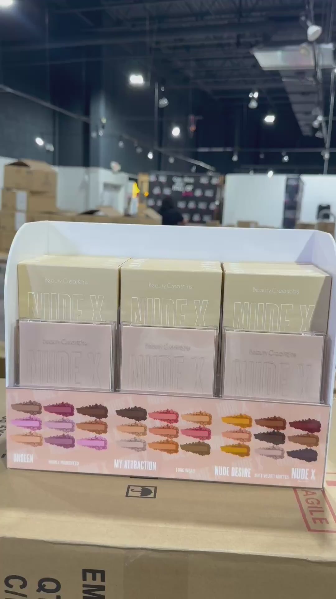 Paleta de Sombras Nude X Mini Beauty Creations | Cosméticos al por Mayor