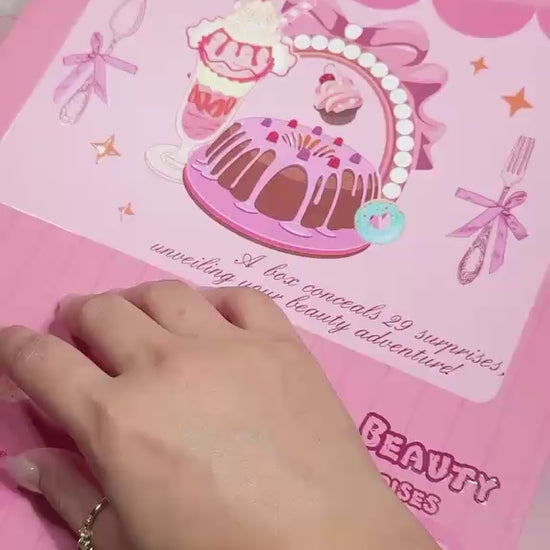 Caja Calendario de Adviento - Kevin & Coco | Cosméticos al por Mayor