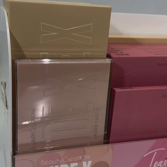 Paleta de Sombras Tease Me Beauty Creations | Cosméticos al por Mayor