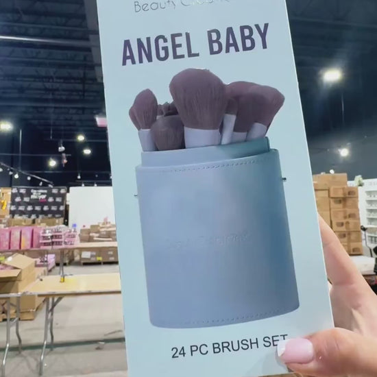 Set de 24 Brochas Angel Baby Beauty Creations | Cosméticos al por Mayor