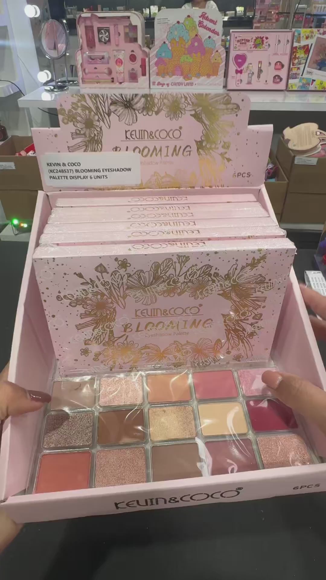 Paleta de Sombras Blooming Kevin & Coco | Cosméticos al por Mayor