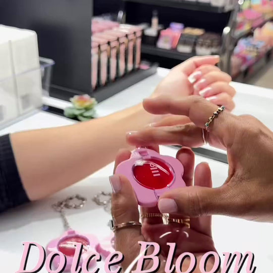 Tinte para Labios y Mejillas Dolce Bloom Totemica | Cosméticos al por mayor