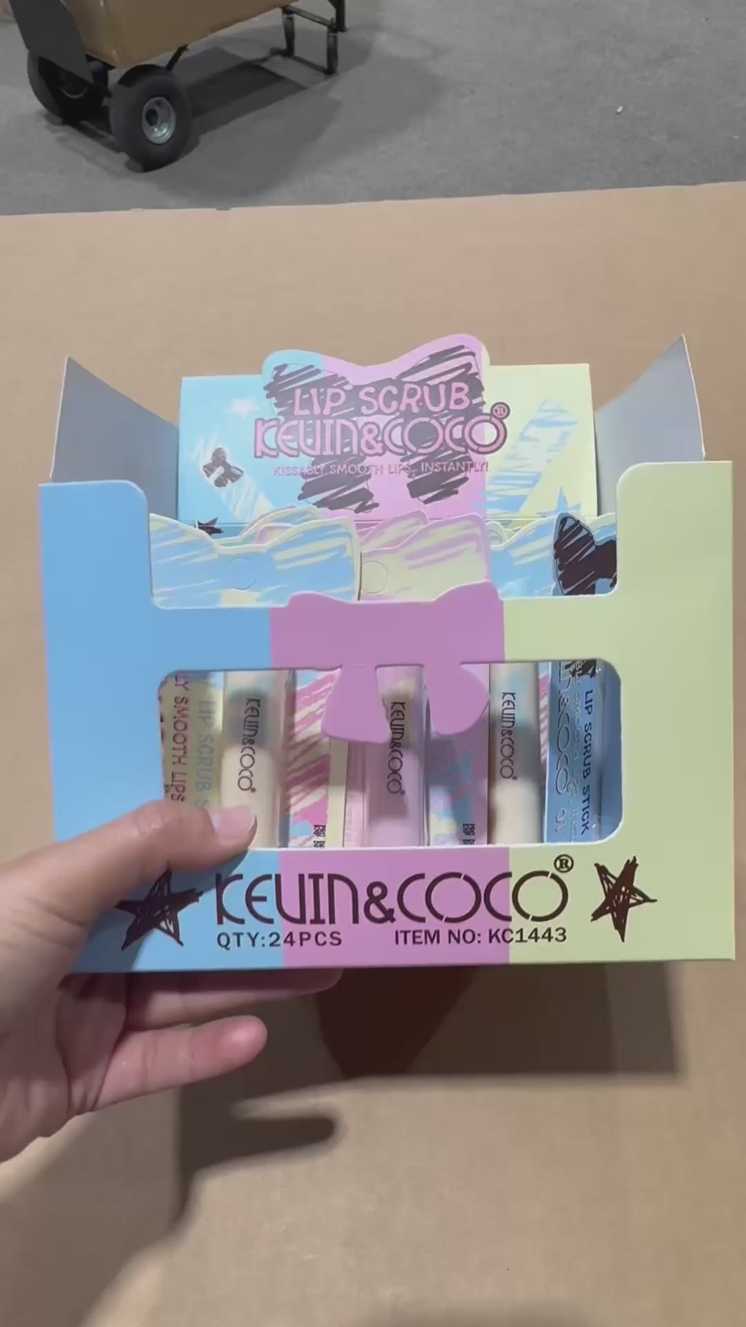 Exfoliante Labial Bow - Kevin & Coco | Cosméticos al por Mayor