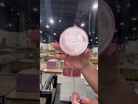 Polvos Mate Beyond Perfection - Simply Bella | Cosméticos al por mayor