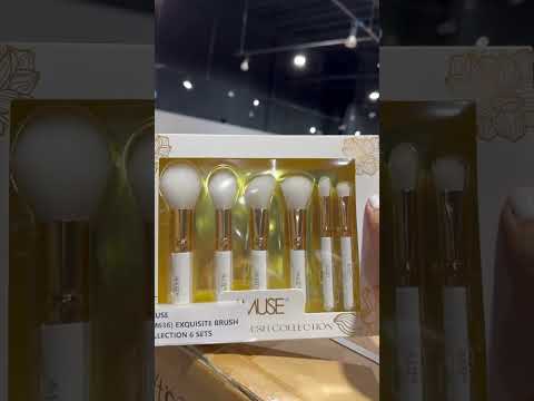 Colección De Brochas Exquisitos Amuse | Cosméticos al por Mayor